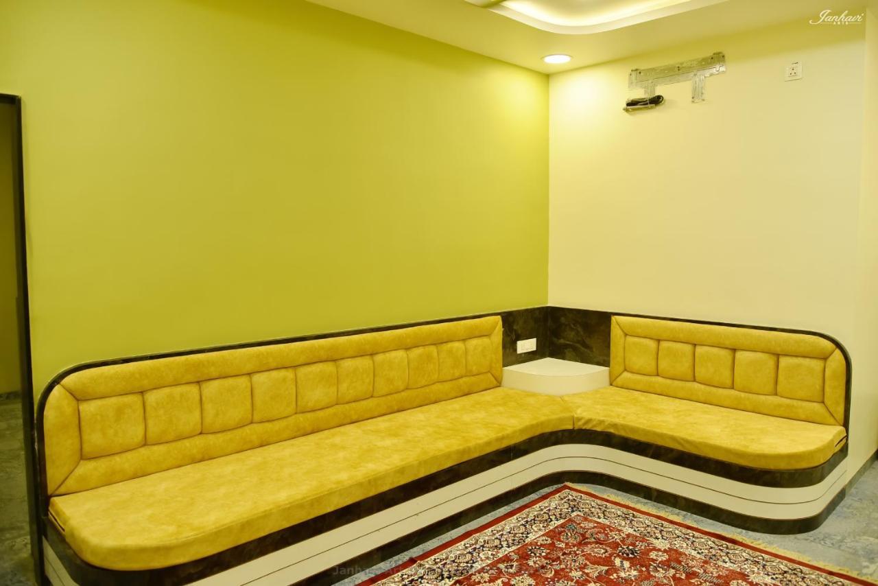 Pawan Executive Tuljapur Buitenkant foto